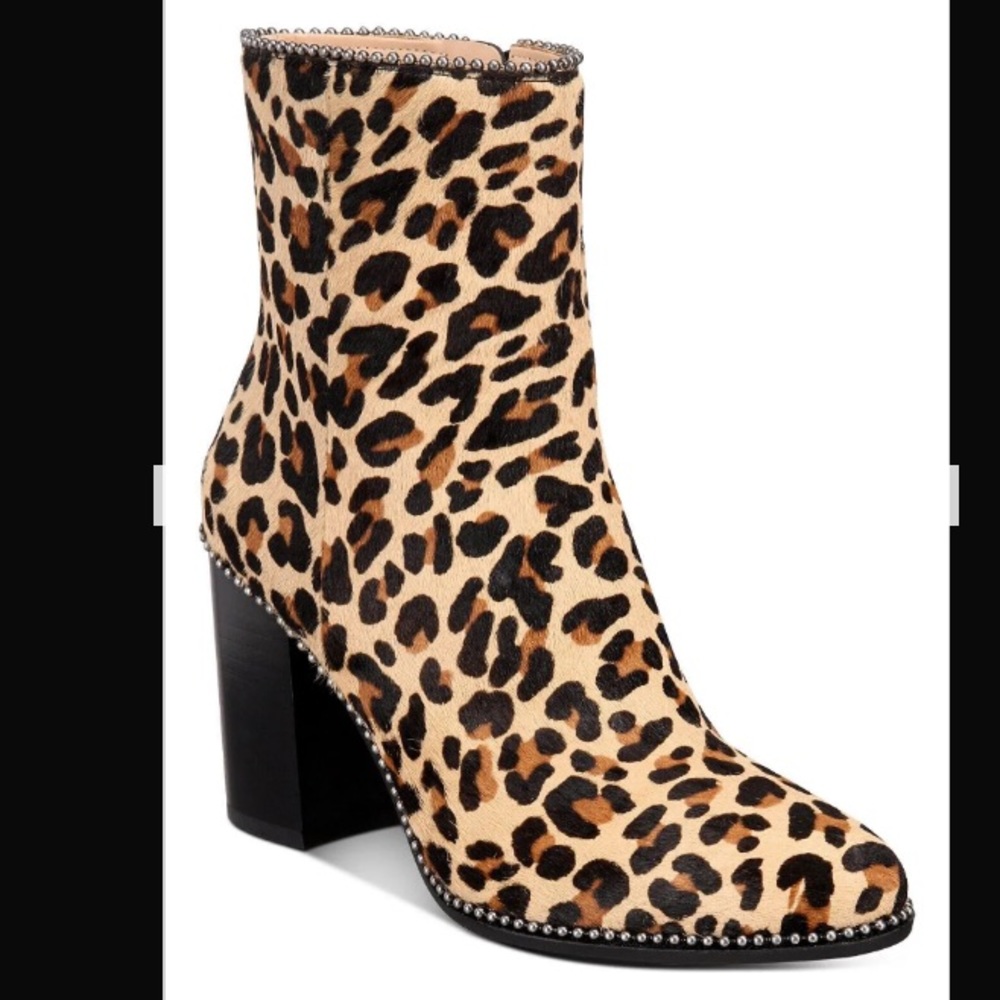 👢Coach Leopard Boots NWT Sz 6 Real Dyed Calf Fur. New with box